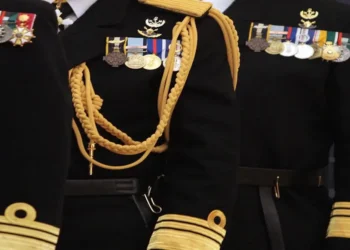 Μερική ανάκληση προεδρικών διαταγμάτων και διοικητική αποκατάσταση Αξιωματικών ΠΝ