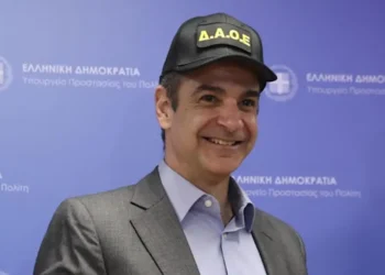 ΔΕΘ: Μητσοτάκης χωρίς συγκεκριμένες απαντήσεις για τα στελέχη ΕΔ-ΣΑ