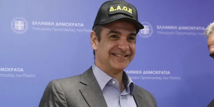 ΔΕΘ: Μητσοτάκης χωρίς συγκεκριμένες απαντήσεις για τα στελέχη ΕΔ-ΣΑ