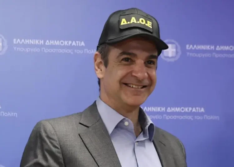 ΔΕΘ: Μητσοτάκης χωρίς συγκεκριμένες απαντήσεις για τα στελέχη ΕΔ-ΣΑ