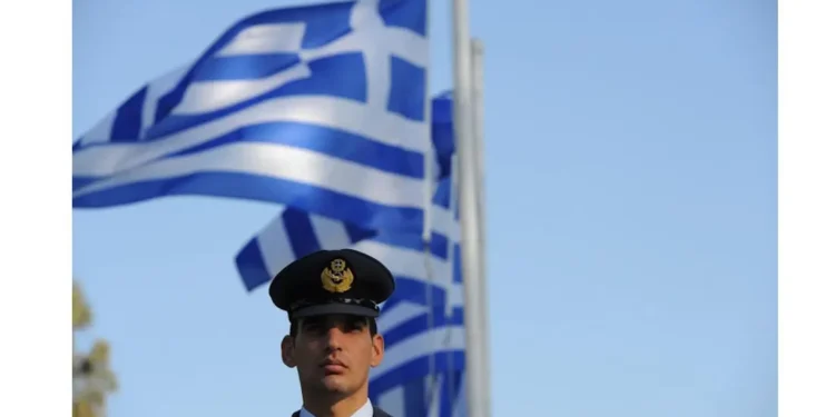 Οι «Κεραυνοί» του Αιγαίου: Η 330 Mοίρα σε δράση (ΒΙΝΤΕΟ)