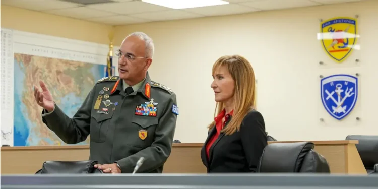 Το Star στα άδυτα του «Πενταγώνου» με τον Αρχηγό ΓΕΕΘΑ Στρατηγό Δ. Χούπη (ΒΙΝΤΕΟ-ΦΩΤΟ)