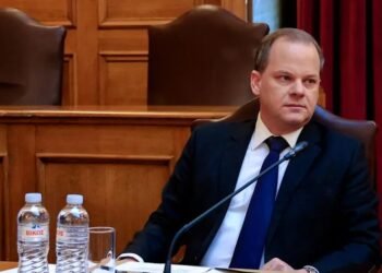 Τέμπη: Πρώτη μήνυση από Αξκο ΠΝ ε.α. για 3 κακουργήματα κατά πρώην υπ. Μεταφορών Κ. Καραμανλή–ΑΠΟΚΛΕΙΣΤΙΚΑ όλο το κείμενο της μήνυσης